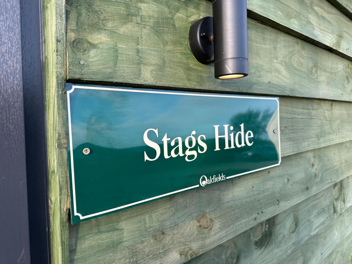 Stags Hide Hotel Minwear Exterior photo